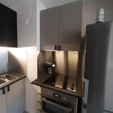 Apartment Renove Centre Station Pour 2 Pers. - Fr-1-512-259 *