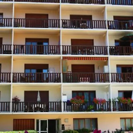 Apartment Renove 2 Pers. Au Centre Avec Balcon, Wifi Et Parking - Fr-1-512-259 *